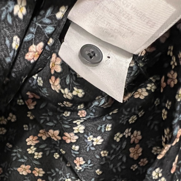 EUC Molly Bracken Floral Ruffle Top Size Large - Picture 8 of 8